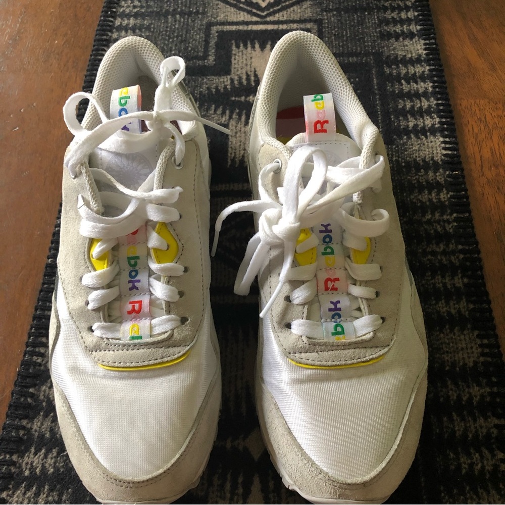 Reebok SoulCycle rainbow pride gym shoe size 8